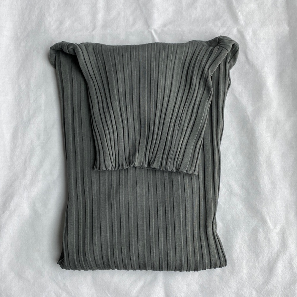 Kotn ribbed turtleneck Sz S
